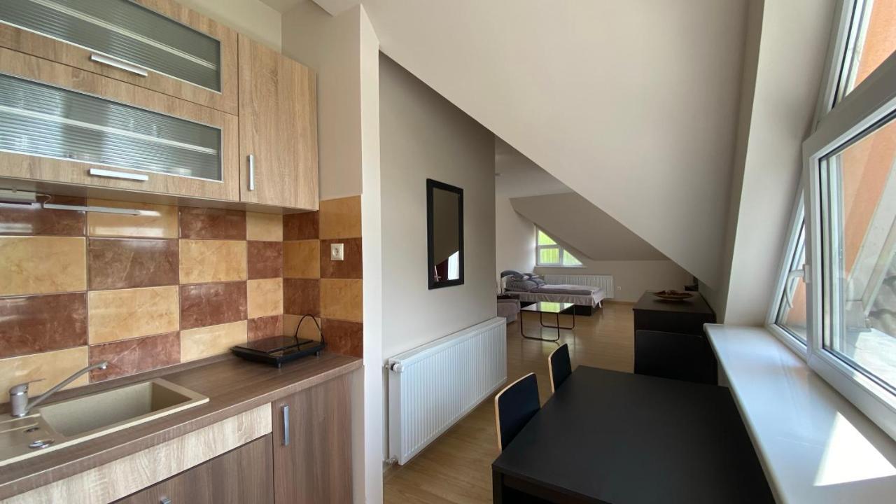 Korall Apartman Balatonfůzfő Eksteriør bilde