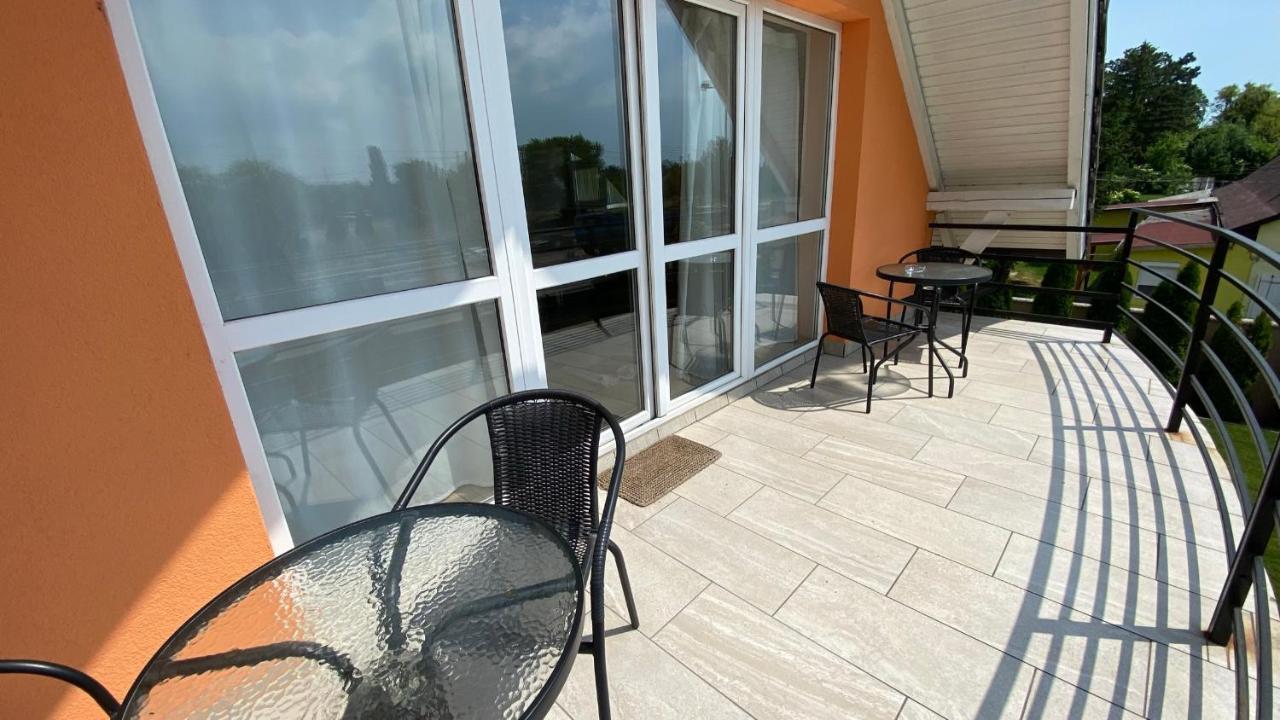 Korall Apartman Balatonfůzfő Eksteriør bilde