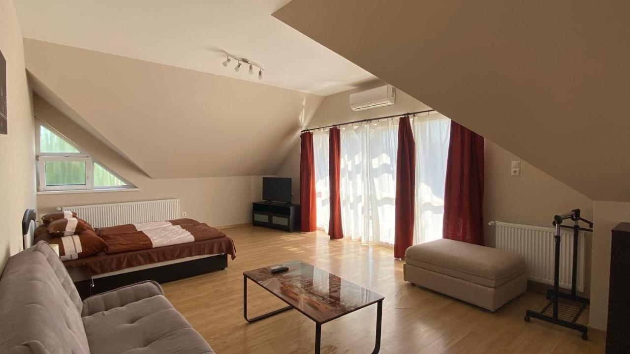 Korall Apartman Balatonfůzfő Eksteriør bilde
