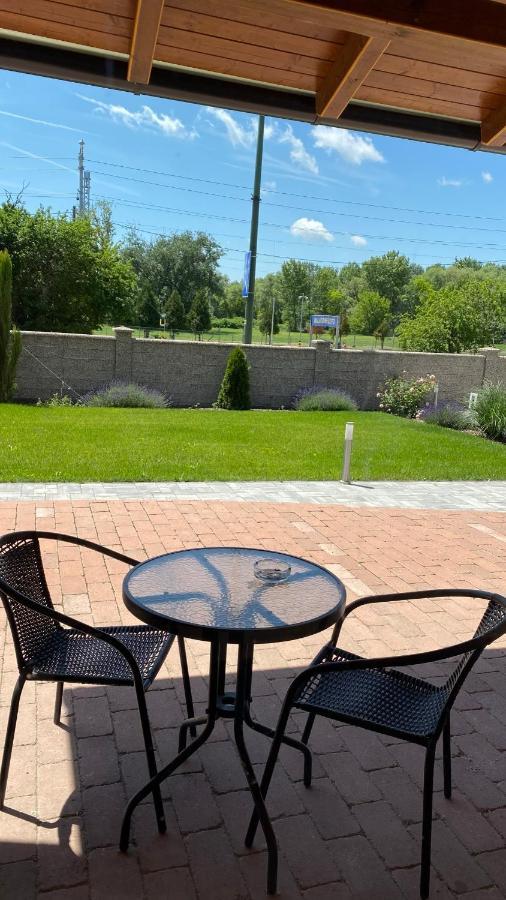 Korall Apartman Balatonfůzfő Eksteriør bilde