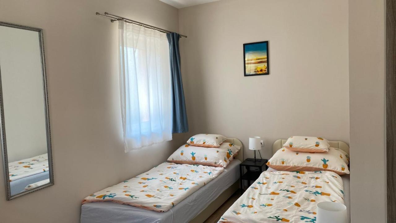 Korall Apartman Balatonfůzfő Eksteriør bilde