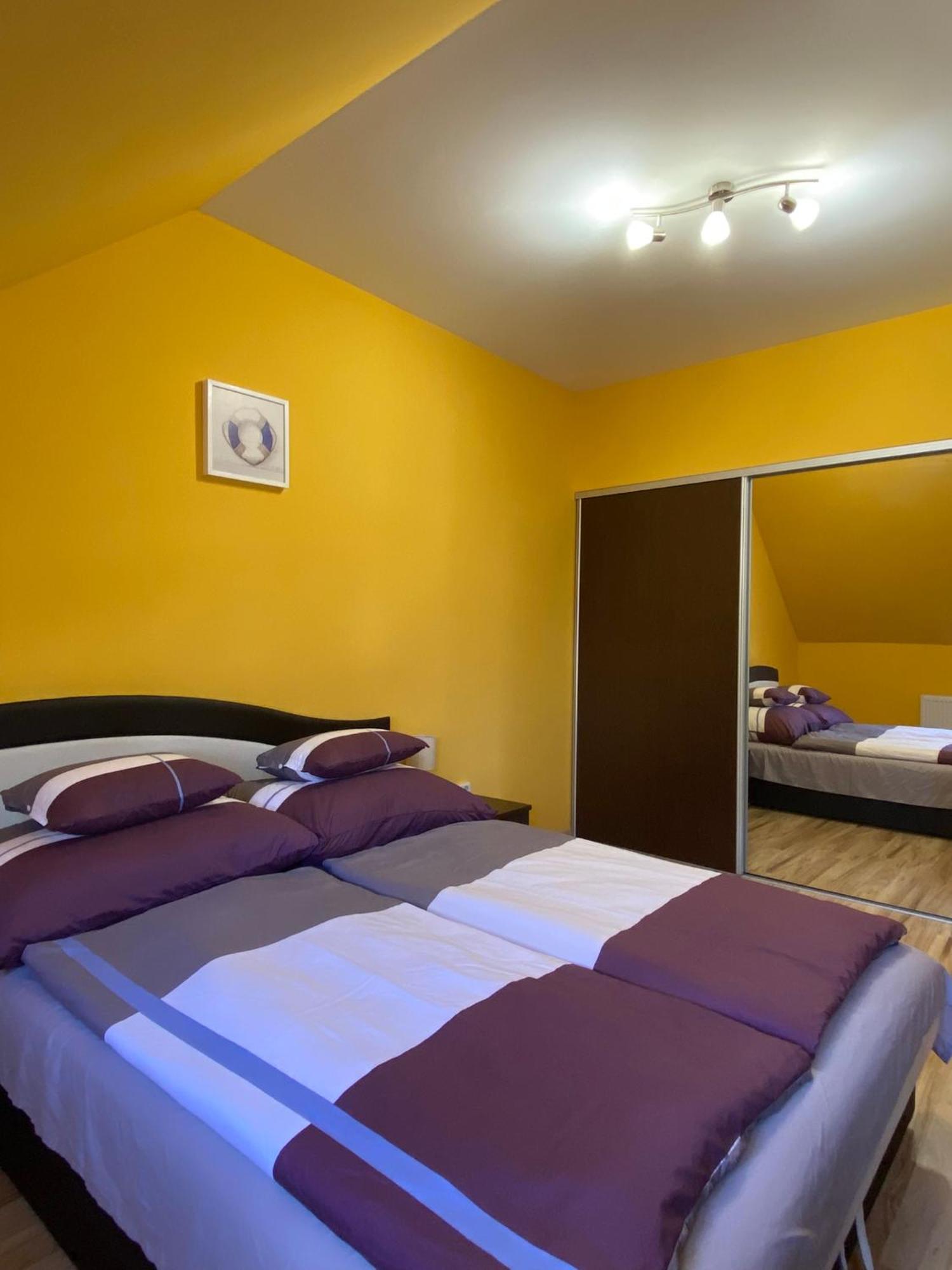Korall Apartman Balatonfůzfő Eksteriør bilde