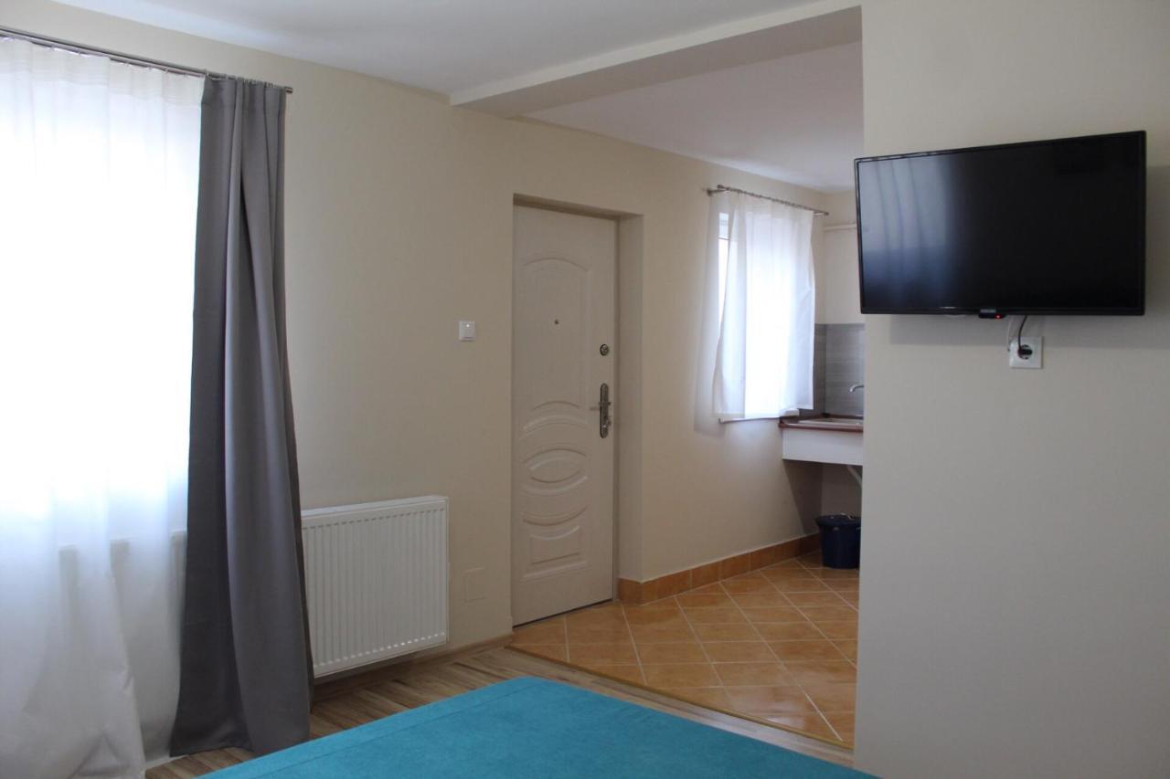 Korall Apartman Balatonfůzfő Eksteriør bilde